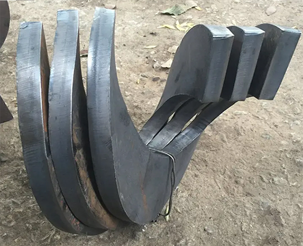 �C(j��)е�~Ƭ